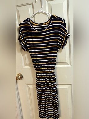 Banana Republic Striped Cinch Waist Dress | Preppy | Summer | Cruise | Vacay |SP